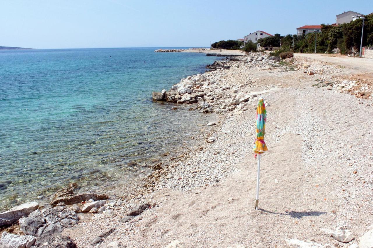 Apartments By The Sea Mandre, Pag - 6507 Kolan Exterior foto